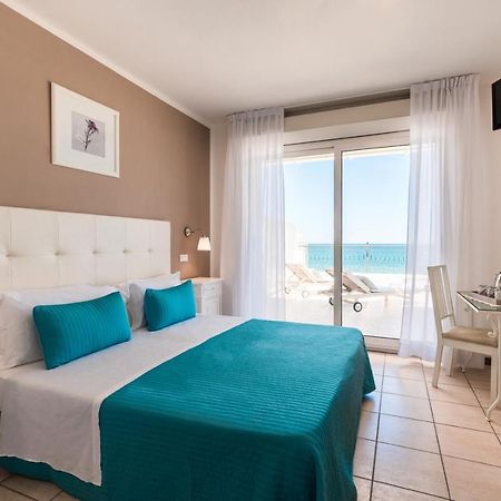 ריצ'יונה Hotel Soraya - Spiaggia Sawasdee מראה חיצוני תמונה