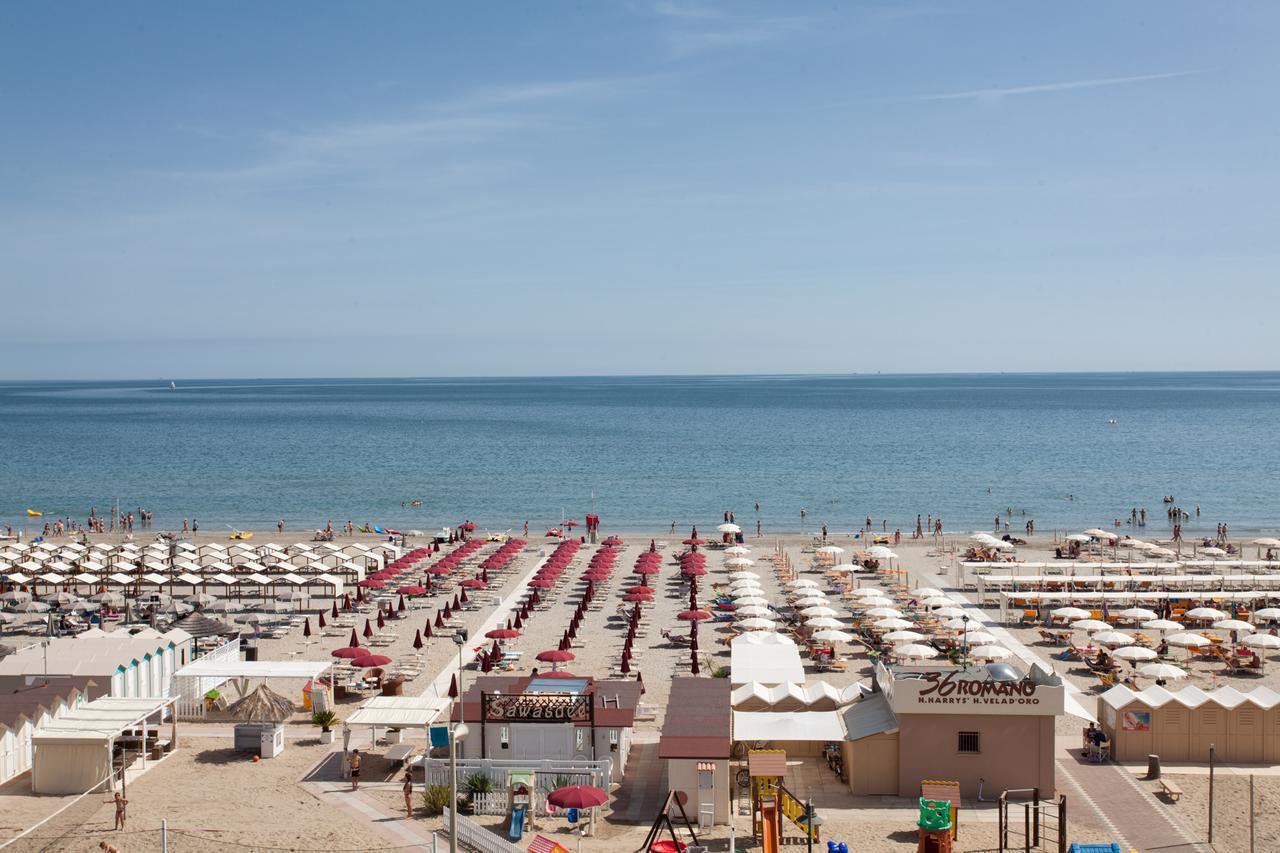 ריצ'יונה Hotel Soraya - Spiaggia Sawasdee מראה חיצוני תמונה
